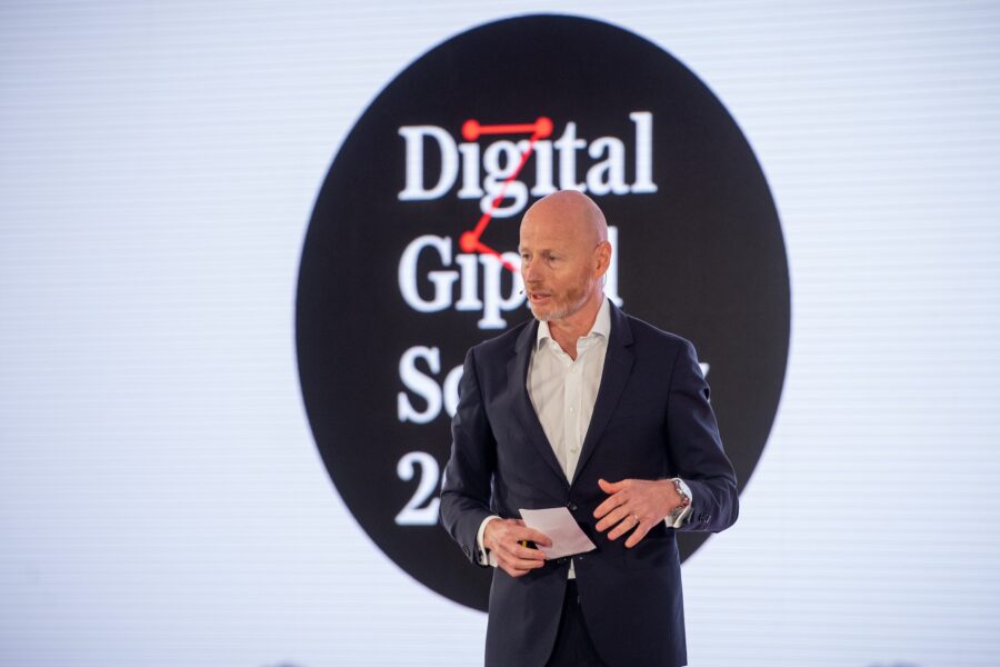 Digital Summit